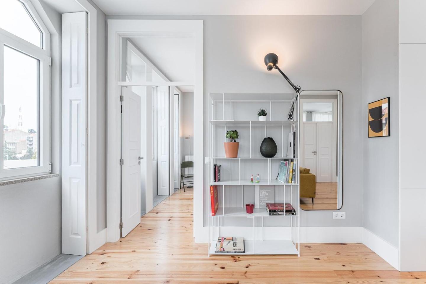 Guestready - Colorful Apt Near Agosto Station ポルト エクステリア 写真